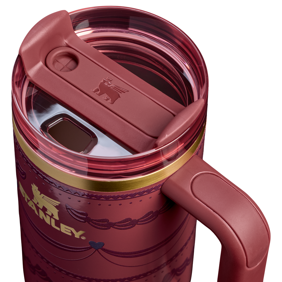 Stanley 1913 The Valentine’s Day Quencher H2.0 Flowstate™ Tumbler 30 OZ in Red Velvet Cake
